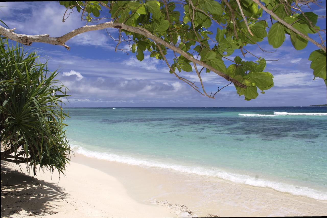 Eratap Beach Resort ポートビラ エクステリア 写真