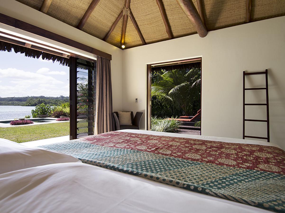 Eratap Beach Resort ポートビラ エクステリア 写真