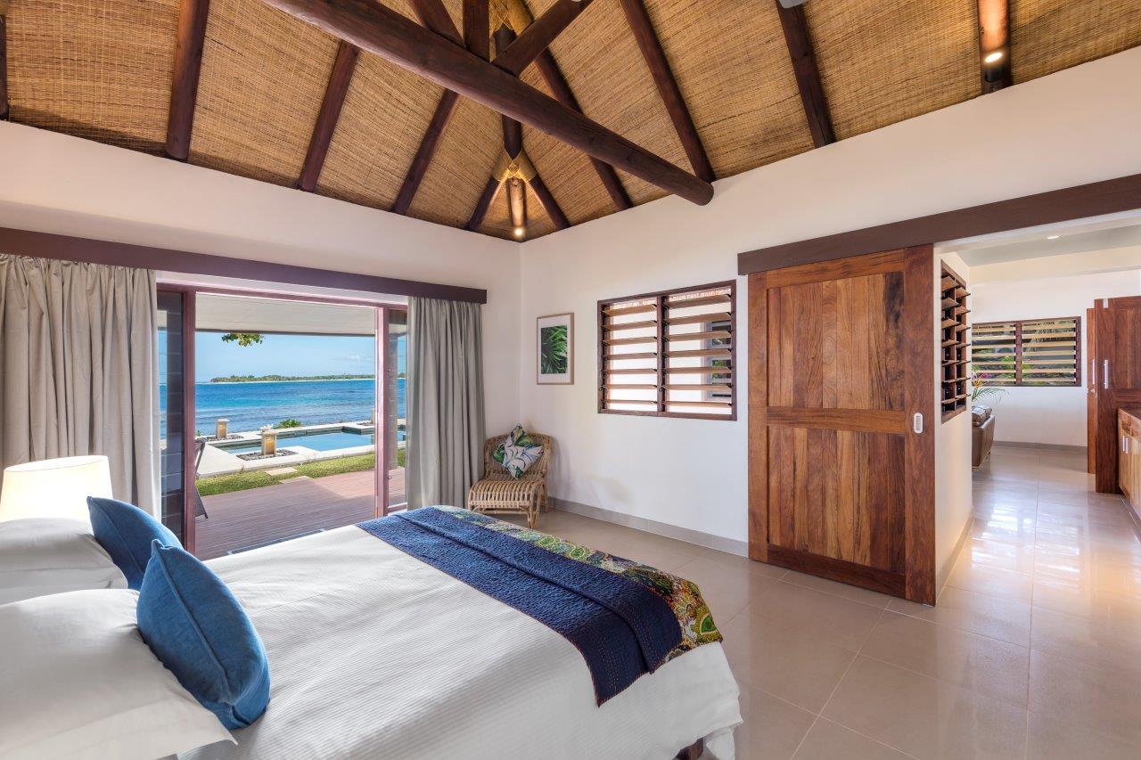 Eratap Beach Resort ポートビラ エクステリア 写真