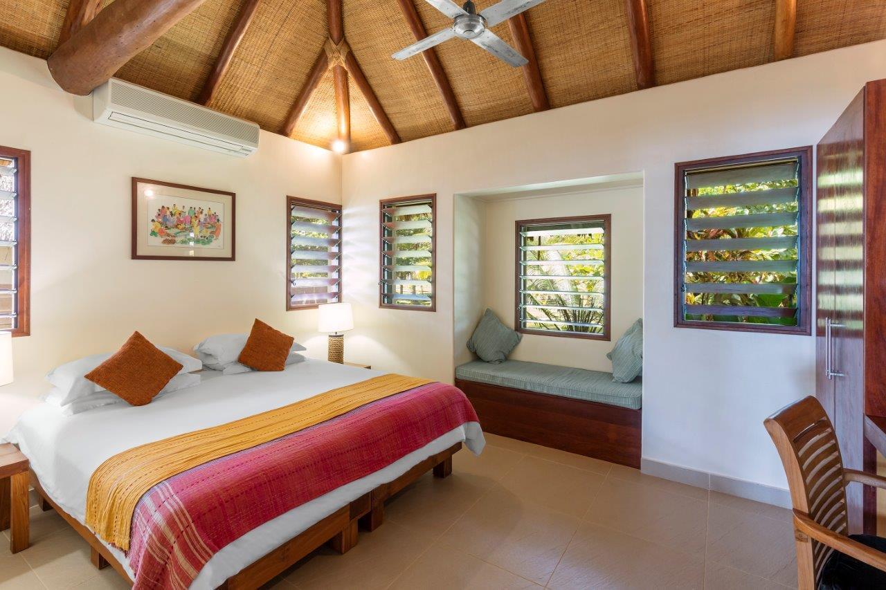 Eratap Beach Resort ポートビラ エクステリア 写真