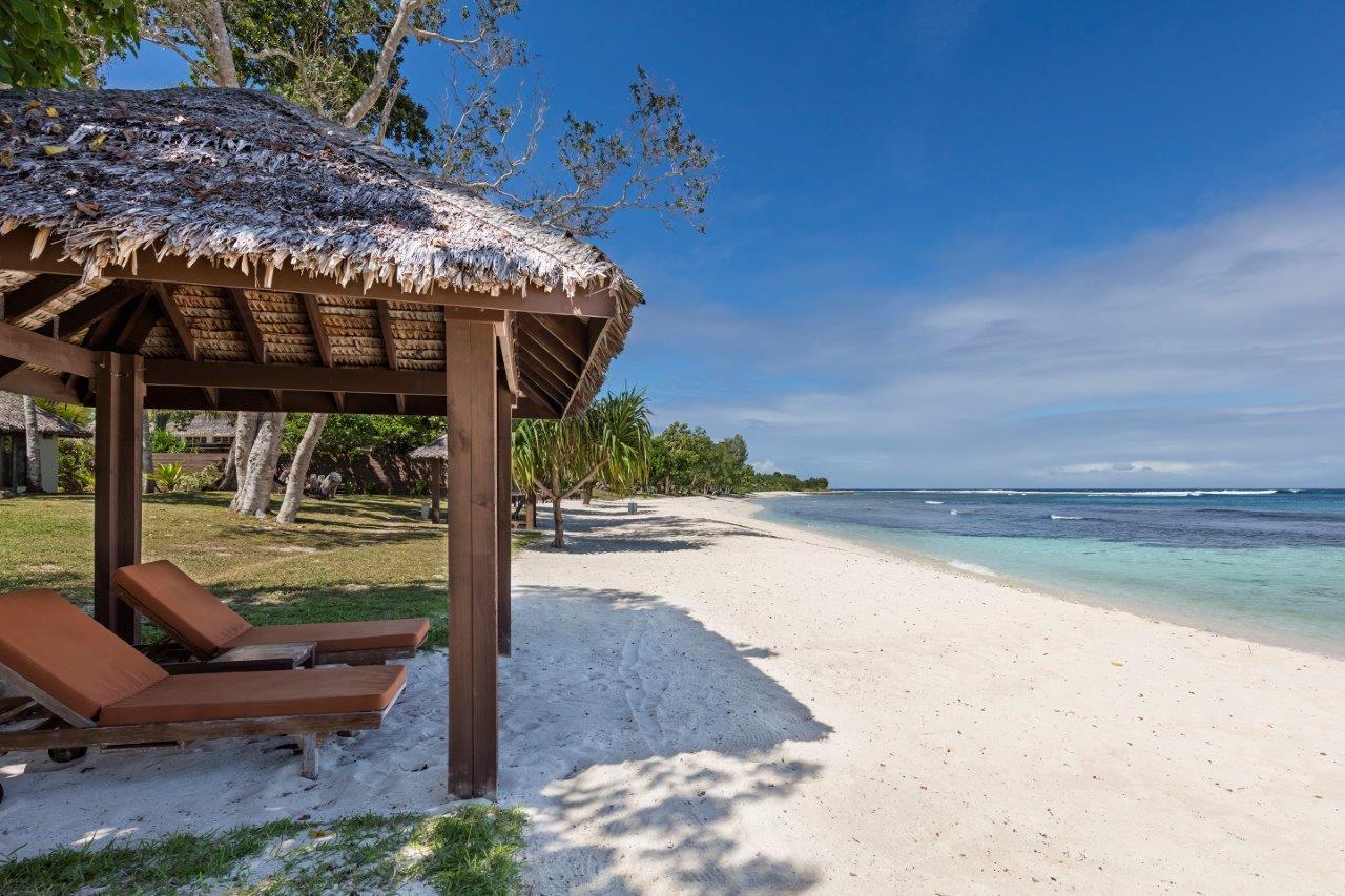 Eratap Beach Resort ポートビラ エクステリア 写真